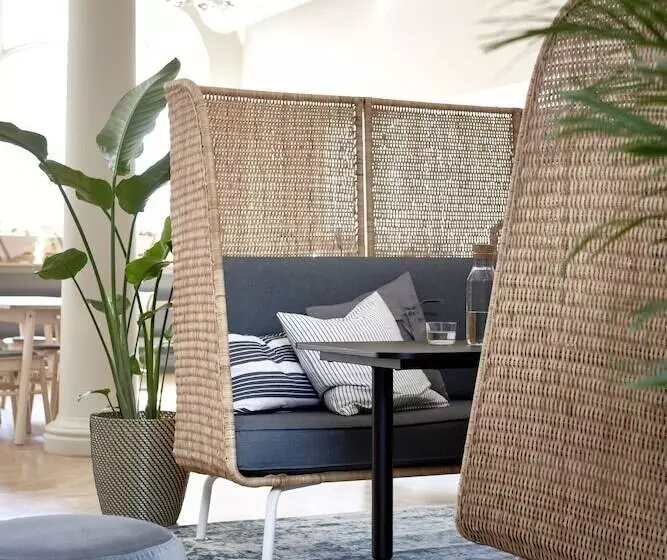 Fotos del hotel Moment Hotels:  24