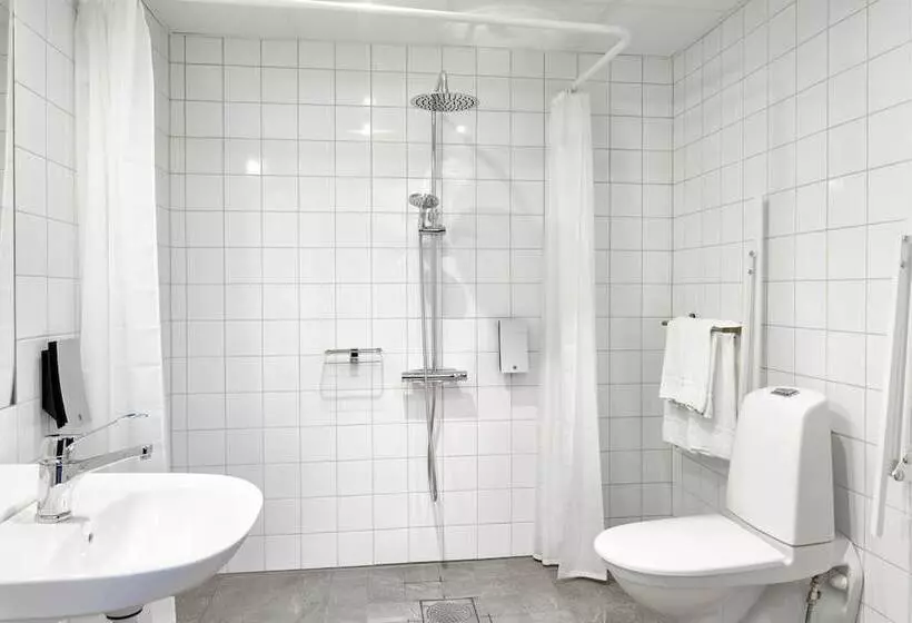 Fotos del hotel Moment Hotels:  7