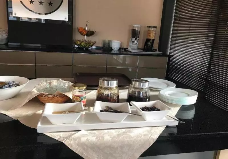 Fotos del hotel Nais Beach:  9