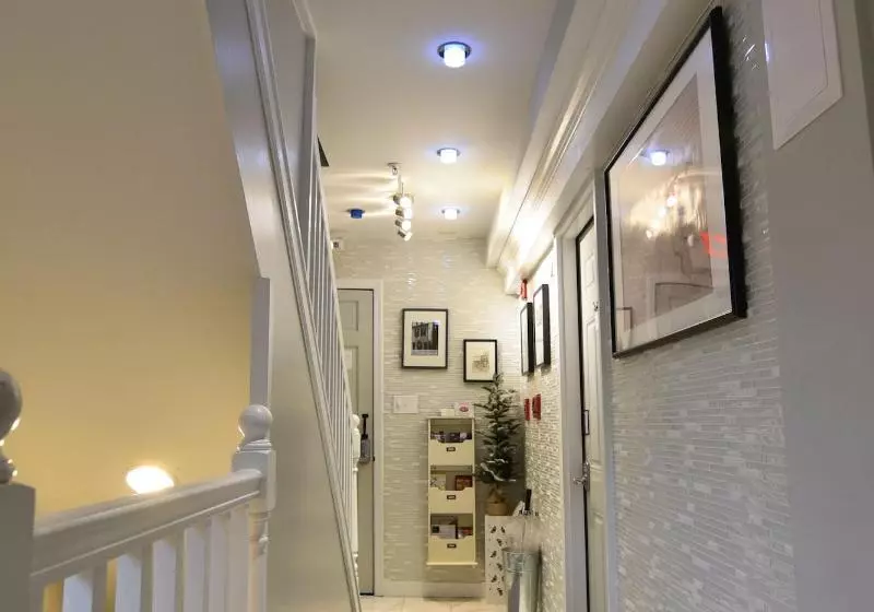 Fotos del hotel The Georgetown House Boutique Inn:  2