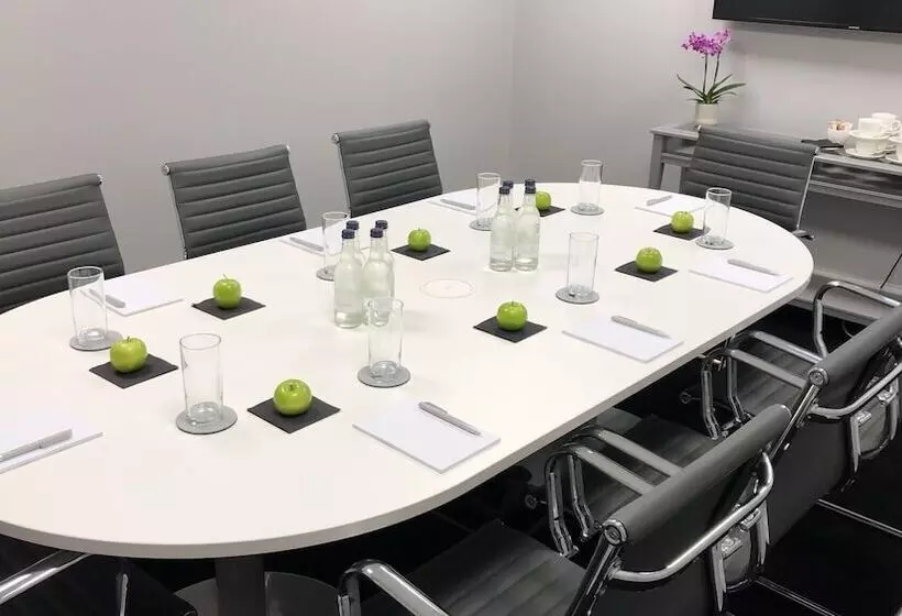 Fotos del hotel The Resident Soho:  2