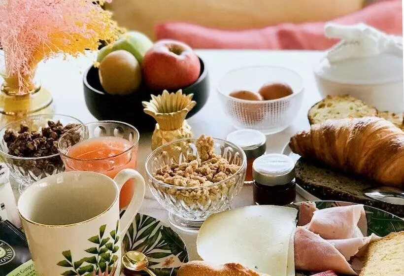 Fotos del hotel Hôtel Cosmopolitain:  3