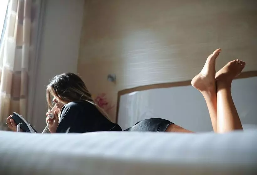 Fotos del hotel Hôtel Cosmopolitain:  25