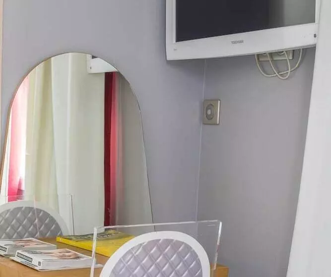 Fotos del hotel Hôtel Cosmopolitain:  24