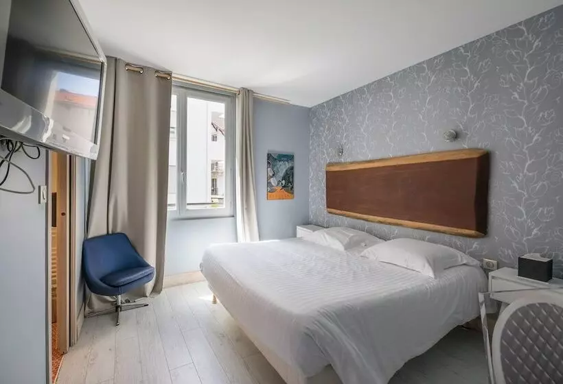 Fotos del hotel Hôtel Cosmopolitain:  21