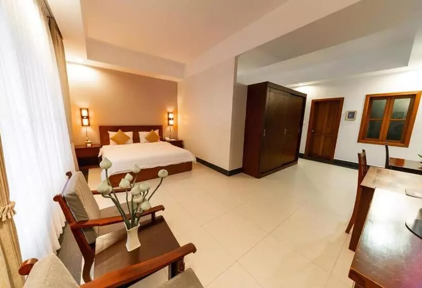 Fotos del hotel Skyline Boutique:  9