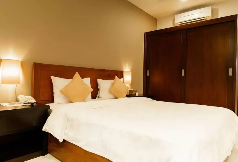 Fotos del hotel Skyline Boutique:  15