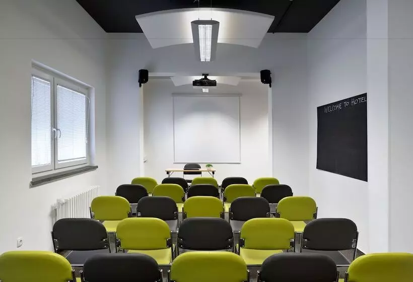 Fotos del hotel B&b Hotel Ljubljana Park:  16