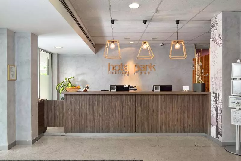 Fotos del hotel B&b Hotel Ljubljana Park:  3