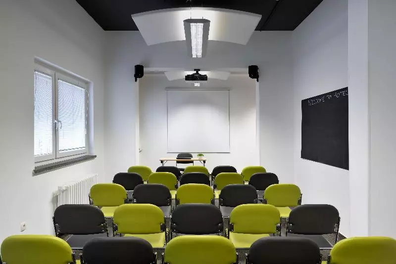 Fotos del hotel B&b Hotel Ljubljana Park:  23