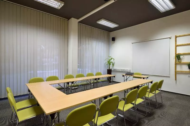 Fotos del hotel B&b Hotel Ljubljana Park:  18