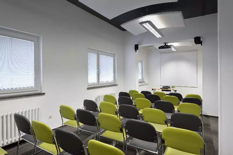 Fotos del hotel B&b Hotel Ljubljana Park:  25