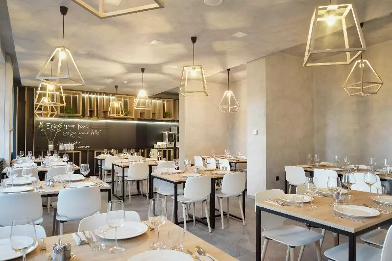 Fotos del hotel B&b Hotel Ljubljana Park:  21