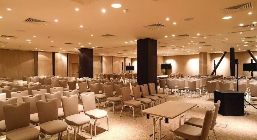 Fotos del hotel Kronwell Brasov Hotel:  5