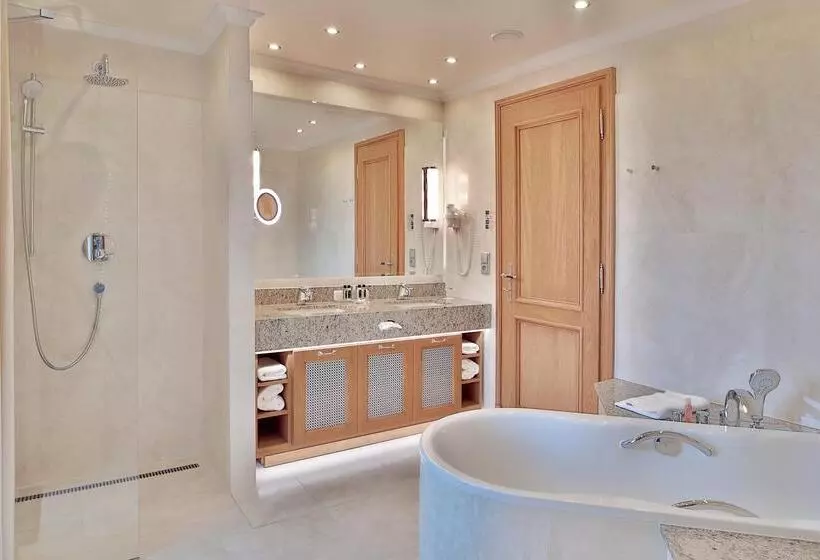 Fotos del hotel Retro Riverside Wellness Resort:  55