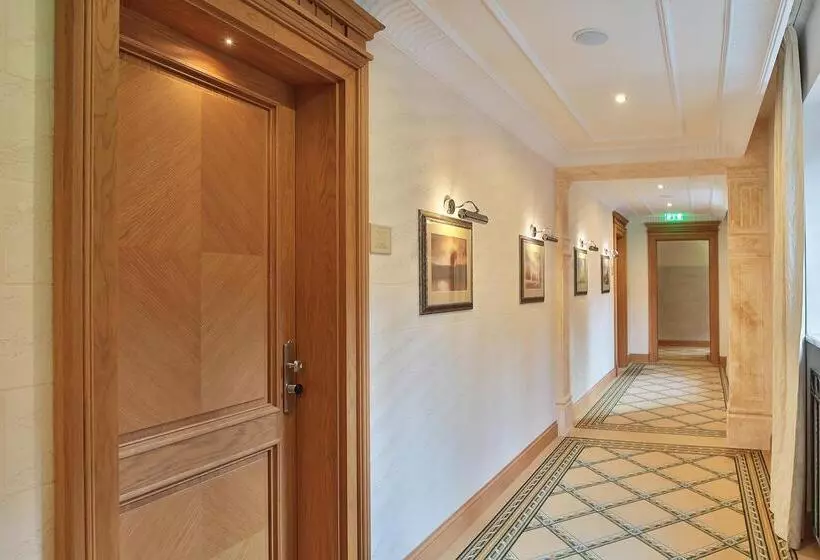 Fotos del hotel Retro Riverside Wellness Resort:  18