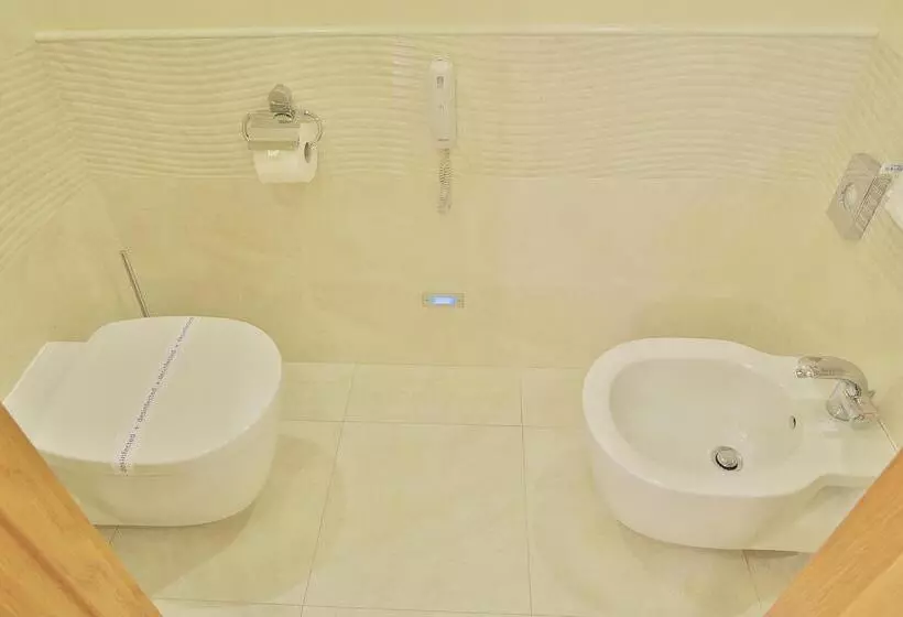 Fotos del hotel Retro Riverside Wellness Resort:  52