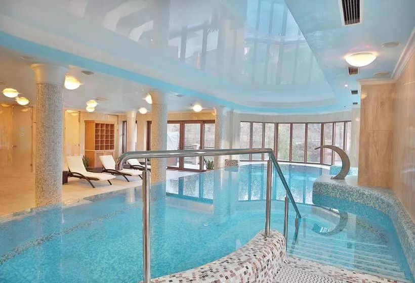 Fotos del hotel Retro Riverside Wellness Resort:  15