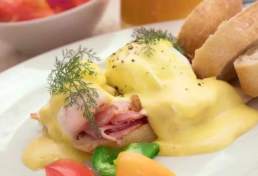 Fotos del hotel Retro Riverside Wellness Resort:  36