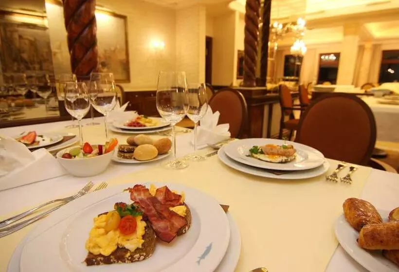 Fotos del hotel Retro Riverside Wellness Resort:  28