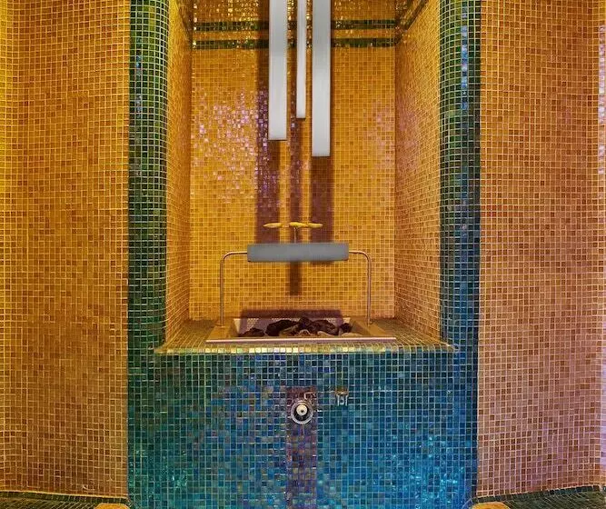 Fotos del hotel Retro Riverside Wellness Resort:  26