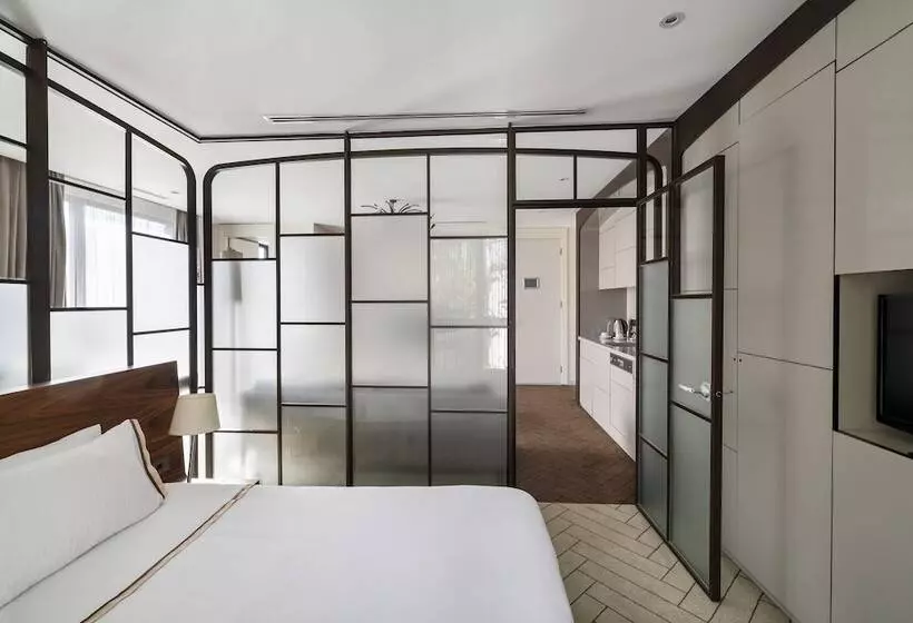 Fotos del hotel Upsuites:  5