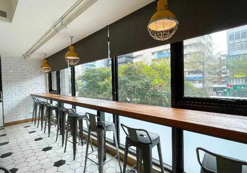 Fotos del hotel Check Inn:  7