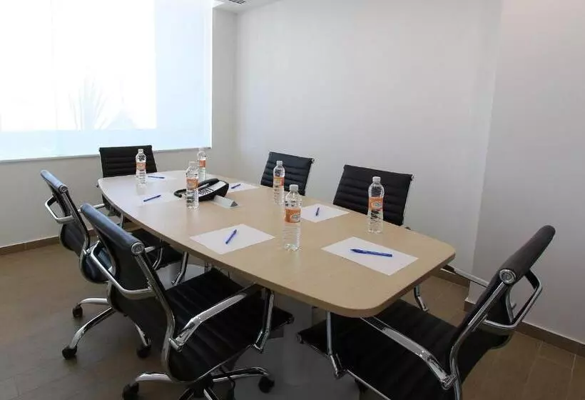 Fotos del hotel One La Paz:  3