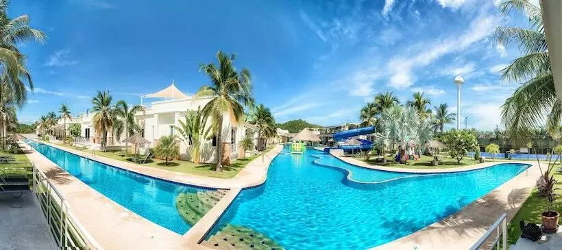 Fotos del hotel Oriental Beach Pearl Resort:  9