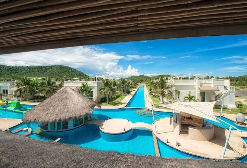 Fotos del hotel Oriental Beach Pearl Resort:  21