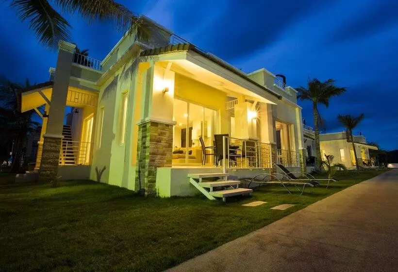 Fotos del hotel Oriental Beach Pearl Resort:  16