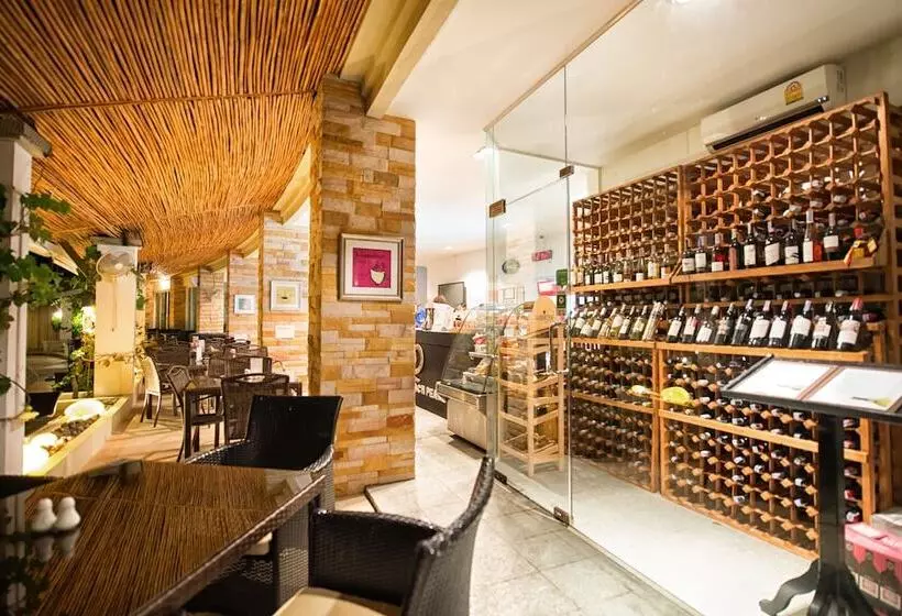 Fotos del hotel Oriental Beach Pearl Resort:  25