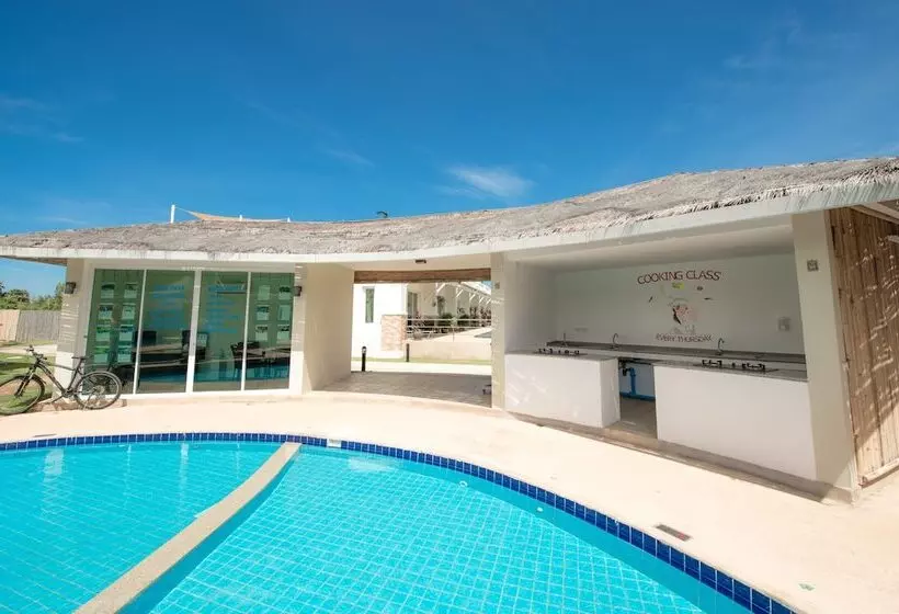 Fotos del hotel Oriental Beach Pearl Resort:  15