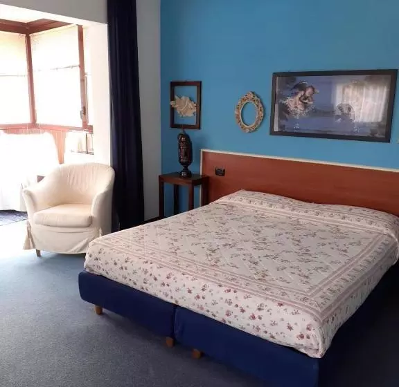 Fotos del hotel Plinios:  5