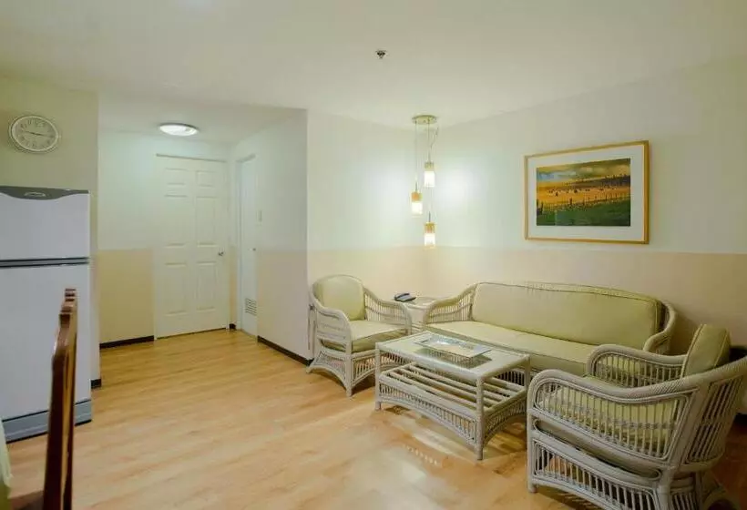 Fotos del hotel Capital O 201 Newgrange Condotel:  24