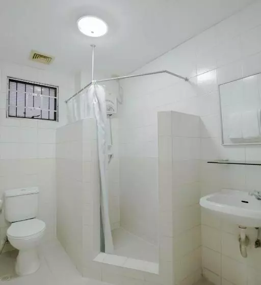 Fotos del hotel Capital O 201 Newgrange Condotel:  19