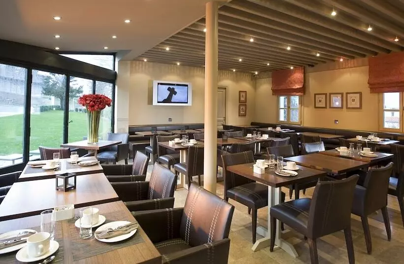 Fotos del hotel Hôtel Montmorency & Spa:  4