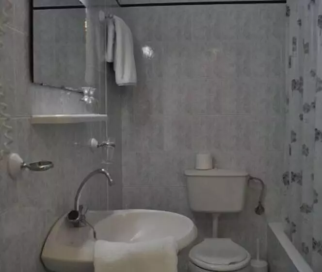 Fotos del hotel Paramonas:  15