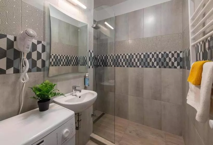 Fotos del hotel Prince Apartments:  5