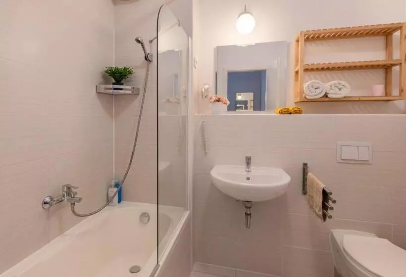 Fotos del hotel Prince Apartments:  13