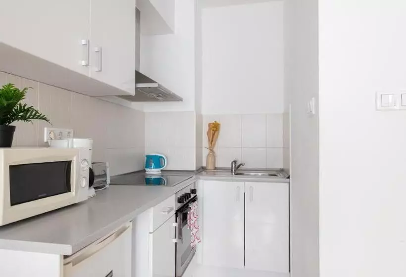 Fotos del hotel Prince Apartments:  4