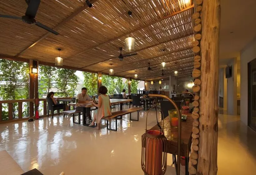 Fotos del hotel The LifeCo Phuket:  5