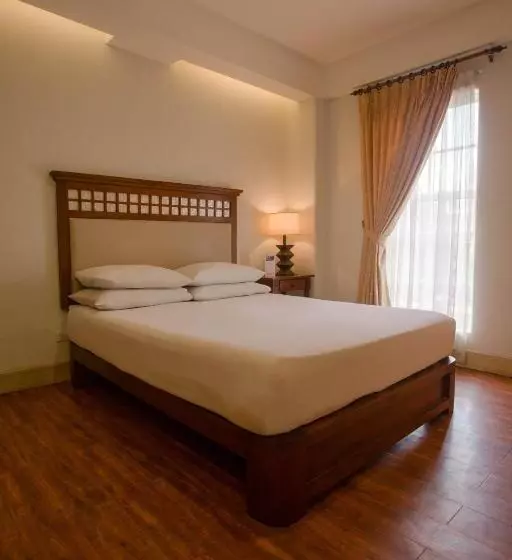 Fotos del hotel Emilia:  6