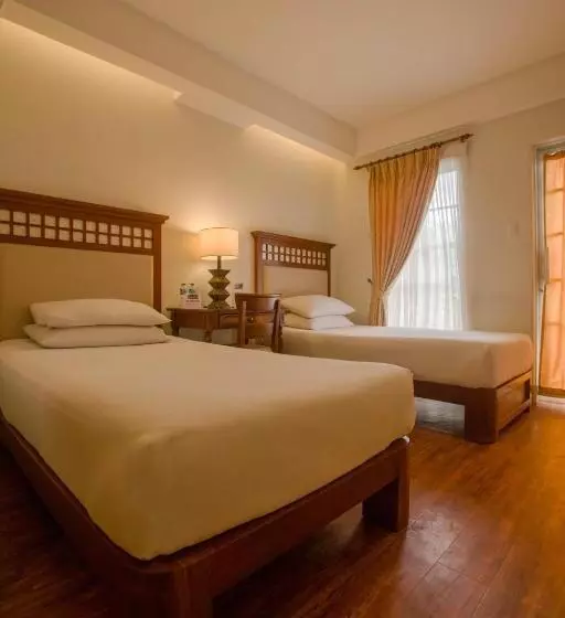 Fotos del hotel Emilia:  25