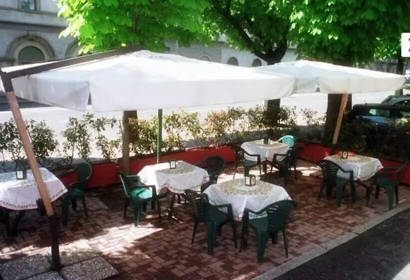 Fotos del hotel Engadina:  4