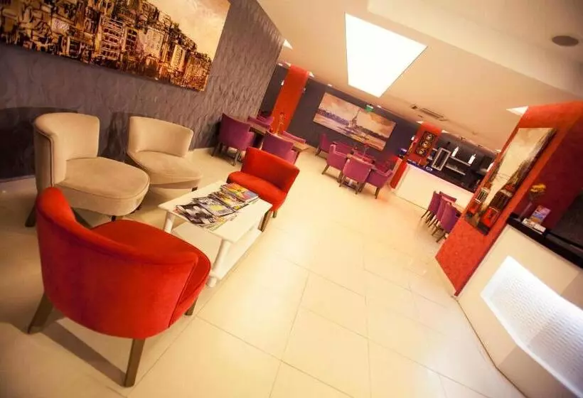 Fotos del hotel Helikon Business:  2