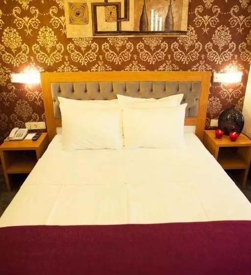 Fotos del hotel Helikon Business:  22