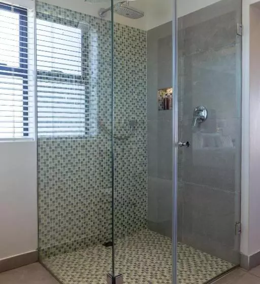 Fotos del hotel Whale Rock Luxury Lodge:  18