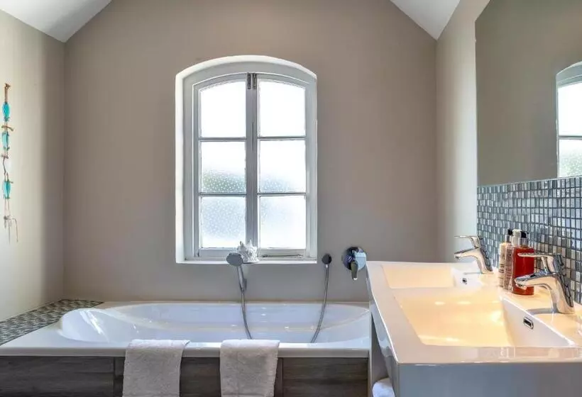 Fotos del hotel Whale Rock Luxury Lodge:  20