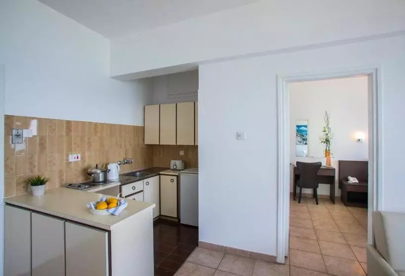 Fotos del hotel Costantiana Beach Hotel Apartments:  4